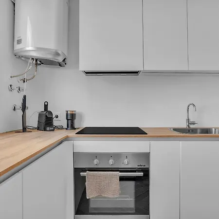 Апартаменты Real Golden Mile - 4 Bedroom By Finest