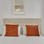 アパート Real Golden Mile - 4 Bedroom By Finest マルベーリャ