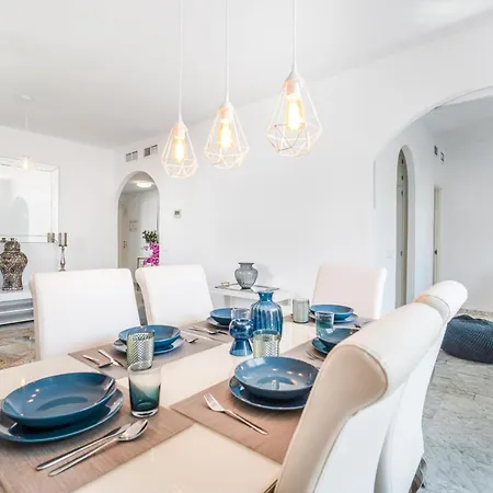 Real Golden Mile - 3 Bedroom *