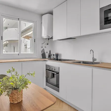 Real Golden Mile - 4 Bedroom By Finest