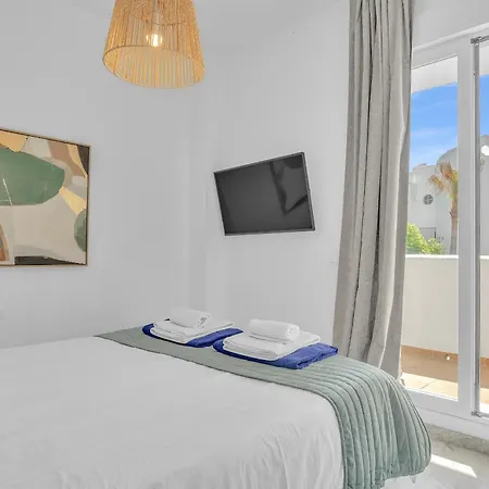 Real Golden Mile - 4 Bedroom By Finest