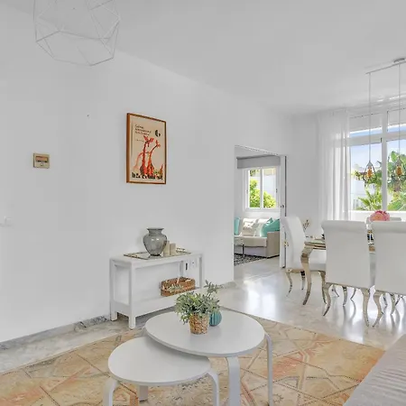 Real Golden Mile - 4 Bedroom By Finest Apartment