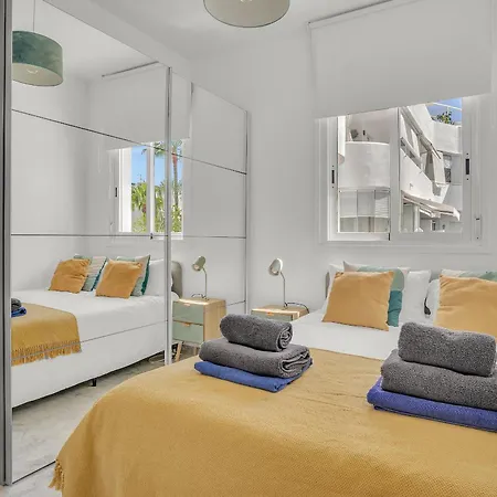 Real Golden Mile - 4 Bedroom By Finest