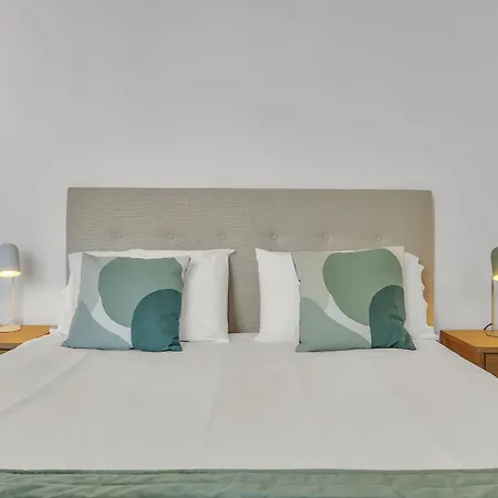 Real Golden Mile - 4 Bedroom By Finest Apartman
