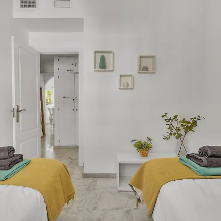 Real Golden Mile - 4 Bedroom By Finest *