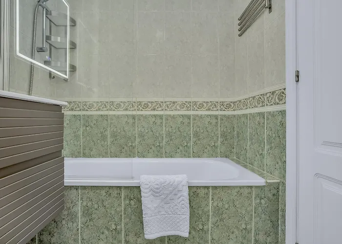 Real Golden Mile - 4 Bedroom By Finest شقة ماربيا