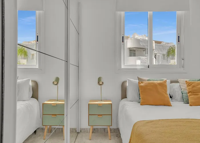 Real Golden Mile - 4 Bedroom By Finest *