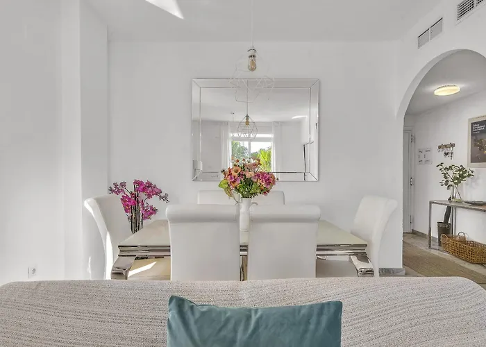 Real Golden Mile - 4 Bedroom By Finest *