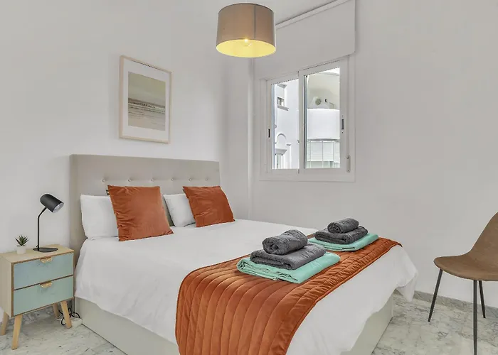 شقة Real Golden Mile - 4 Bedroom By Finest ماربيا