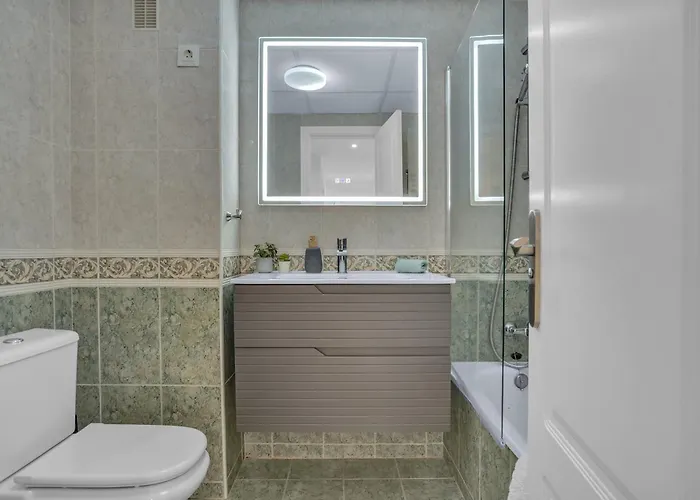 شقة Real Golden Mile - 4 Bedroom By Finest ماربيا