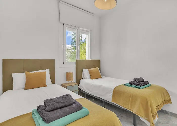 Real Golden Mile - 4 Bedroom By Finest شقة ماربيا