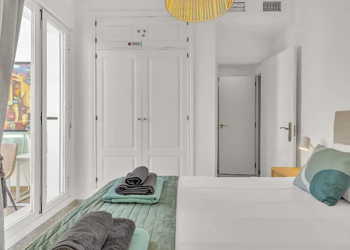 شقة Real Golden Mile - 4 Bedroom By Finest *